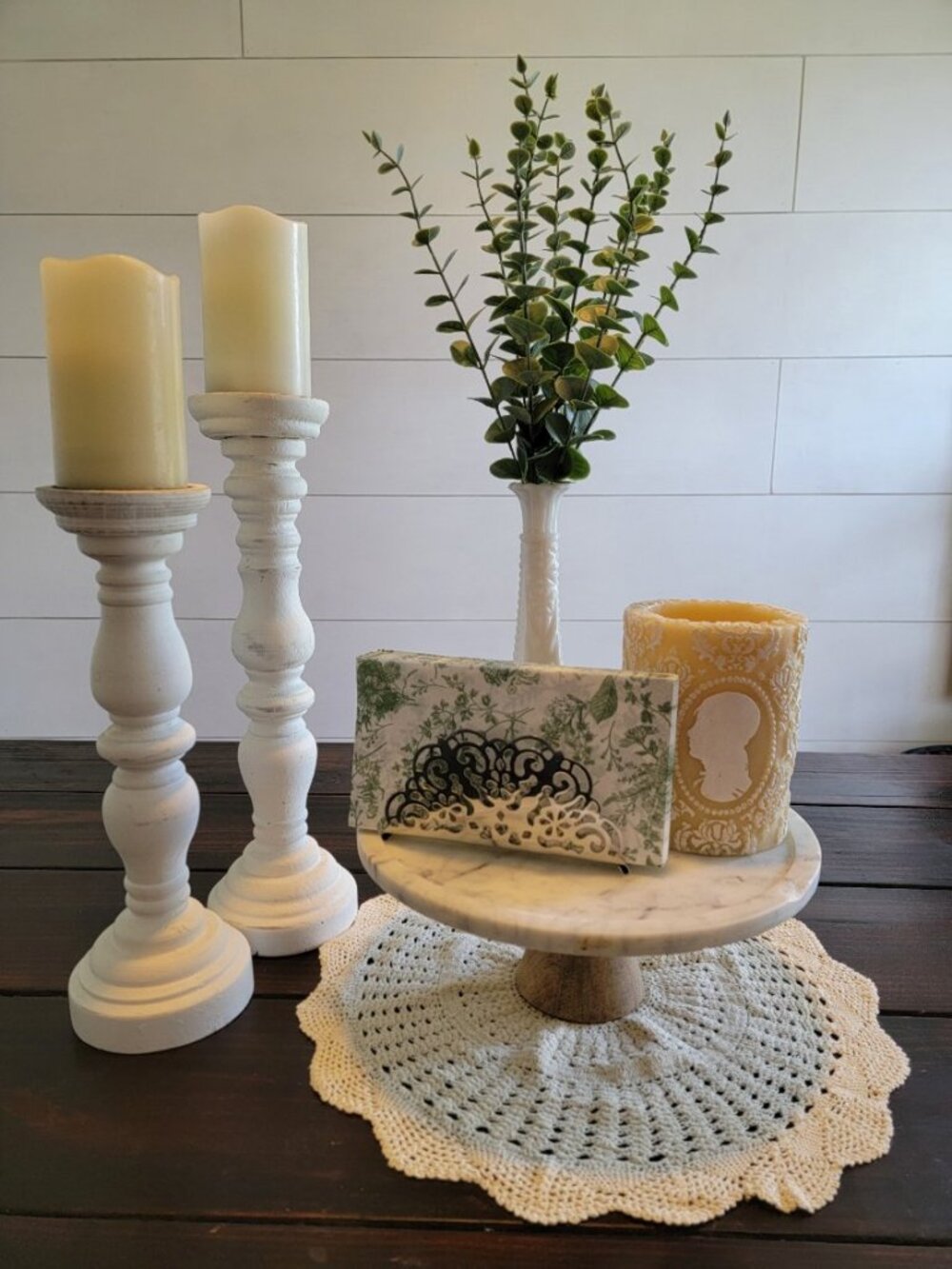 Vintage Cottagecore/Farmhouse-Inspired Centerpiece Set (White & cream)